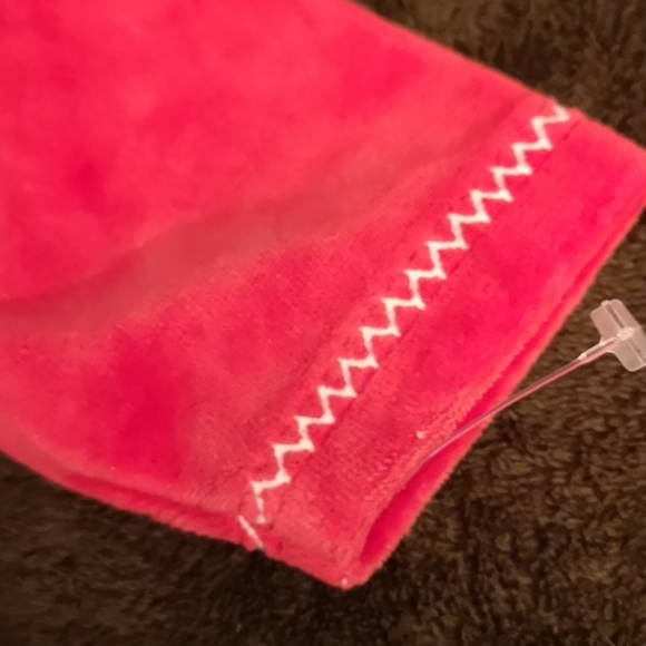 ❤️ New Born Santa Onesie - Picture 2 of 8